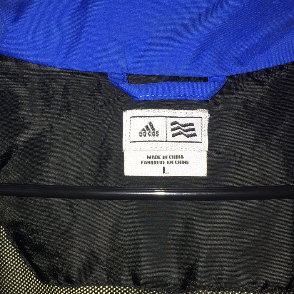 🔥Adidas Gortex Jacket🔥 - Picture 3 of 3